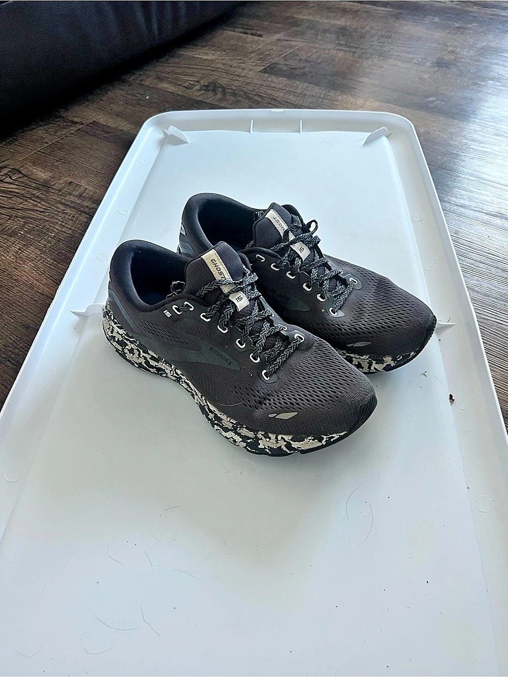 Brooks Ghost 15 Black & White Athletic Shoes